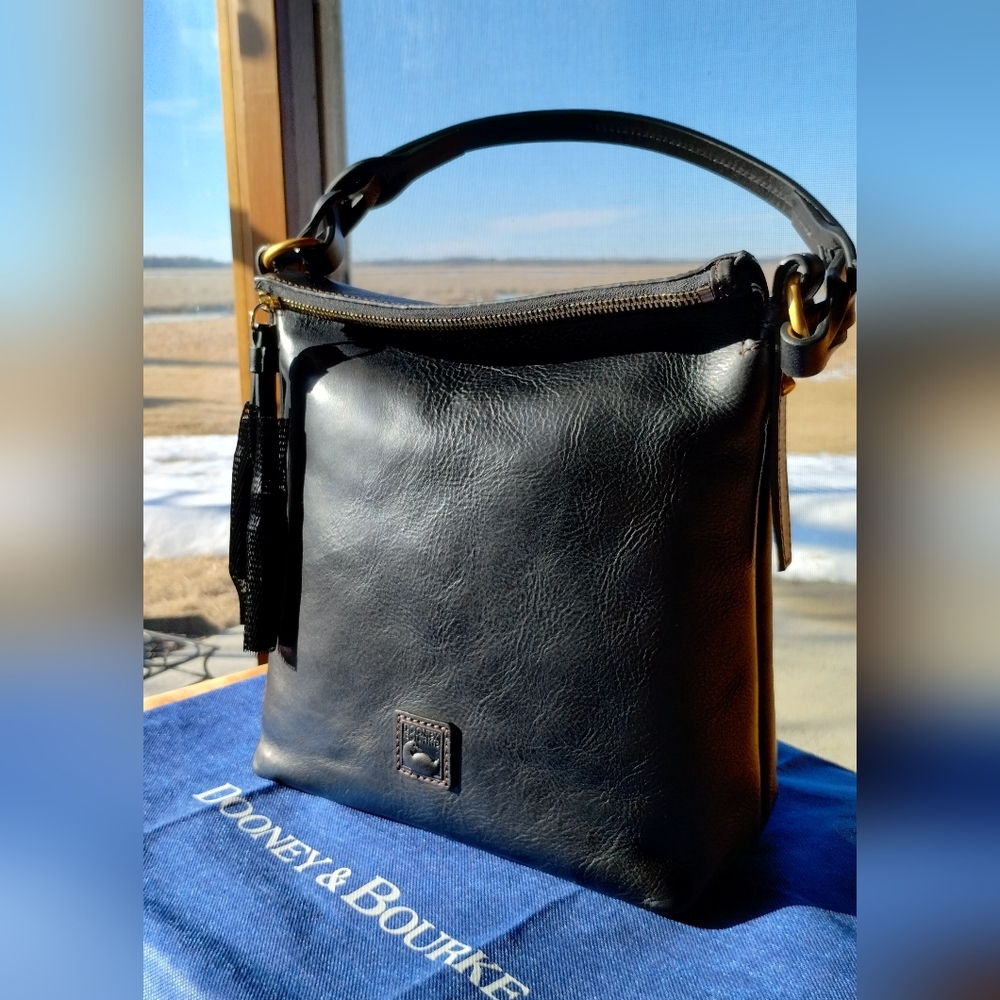 NWT Dooney and Bourke Florentine Randy in Black/Black